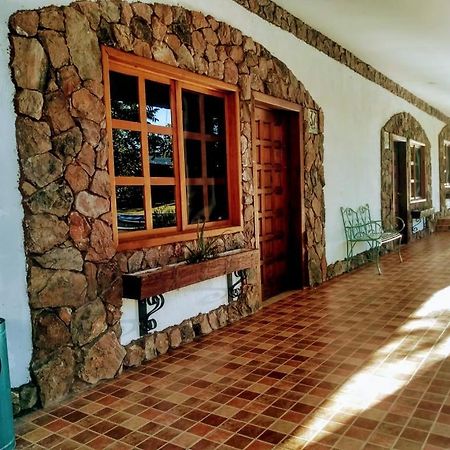 Hotel Hacienda Las Marias Meoqui Dış mekan fotoğraf